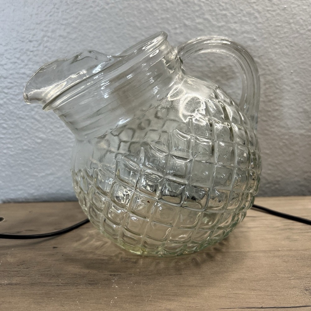 Vintage‎ Clear Pressed Glass Tilted Pitcher Diamond Quilt Pineapple Style Jug